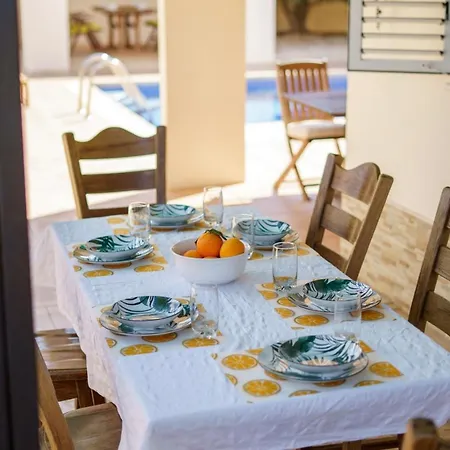 Private Pool Villa, 3 Bedrooms, Near Nissi