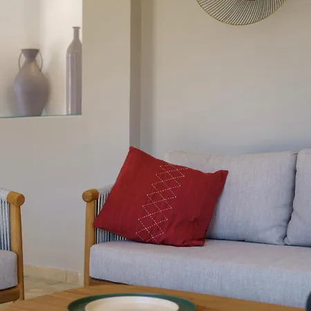 빌라 Private Pool Villa, 3 Bedrooms, Near Nissi 아이아 나파