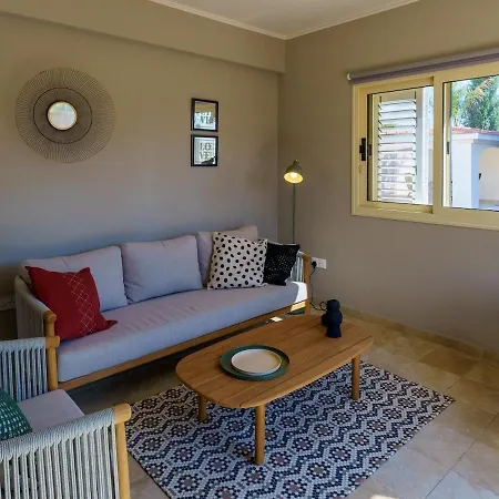 Private Pool Villa, 3 Bedrooms, Near Nissi *
