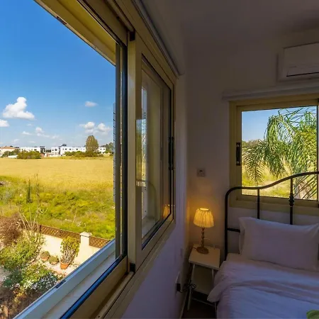 빌라 Private Pool Villa, 3 Bedrooms, Near Nissi *